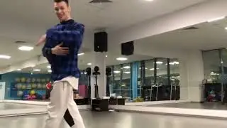 NILETTO танцует под песню снова холодает