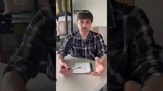 Как кошка уничтожила диван! 