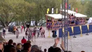 Турнир Св. Георгия 2016. Противника выбивают из седла.