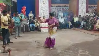 My 63 year old mom performs traditional Dhunuchi dance at Durga Mandap