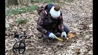 Коп вихідного дня, дивний хрестик та копійчужки. Київська область 
