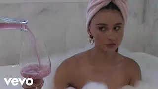 Nicole Millar - My$$$elf (Vignette)