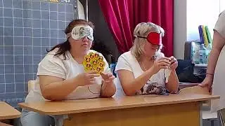 Вышивальщицы