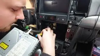 Думал поменяем панель приборов на Шевроле Каптива, а получилось видео как не надо ремонтировать авто