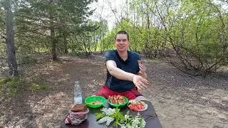 Мукбанг на природе. Отдыхаем на свежем воздухе в лесу 🐛