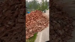 রাস্তায় মালামাল রেখে দিলেন।সাবধান। #সাবধান #বিল্ডিং #মিস্ত্রি  #নির্মান_কাজ #বাড়ি_নির্মাণ