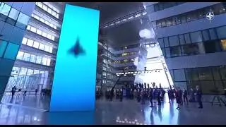 Вот так проходит саммит НАТО  выстроились как под гипнозом вокруг конструкции, напоминающей