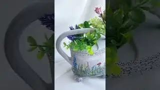 Декор пластиковой лейки. Ручная лепка из самозатвердевающей массы.