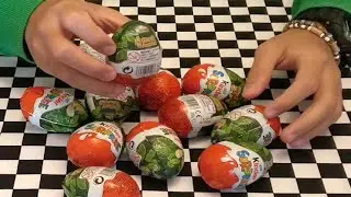 Opening 12 Kinder Eggs (Animal Kingdom) Surprise - ASMR