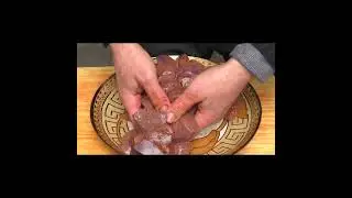 Сочный шашлык из говяжьи печени в жировой сетке! Шашлык на углях из бараньи печени! Шашлык в мангале