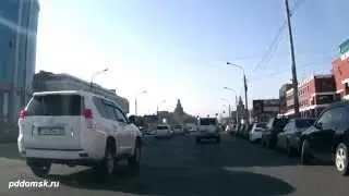 Toyota Land cruiser prado: перестроение без сигнала поворота