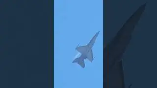 F-16C high alpha climb. #airforce #airshow #military #f16fighter