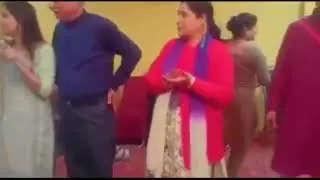 New viral wedding song by  sakeena reshi new kashmiri song sakeena reshi#ishfaqkawanewsongs #viralv