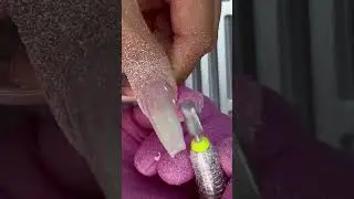 Removing gel polish and reshaping nail with 1 drill bit 