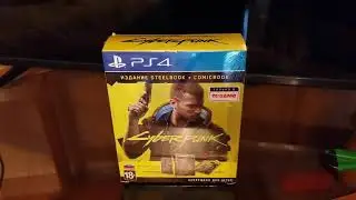Распаковка Cyberpunk 2077 PS4 Steelbook + Comicbook
