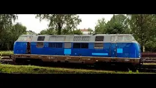 Diesel V 221 136-5 Blau EGP eg potsdam de - Lokwelt Freilassing