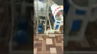 Мехнати мухочирони точик дар Украина.
