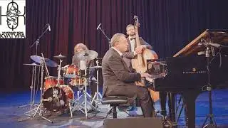 Bach - Minuet in G major