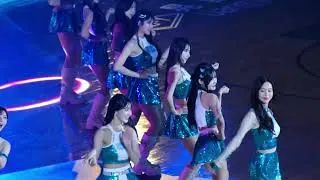 沒有好位置也要拍🔥 洋基開場舞隨手直擊！這陣容真的太強大了！#睦那京 #崔洪邏 #林志玲 #洋基工程 #開場舞  