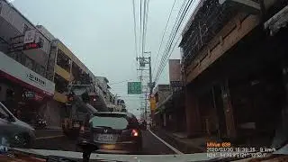 2020.03.30下午  金陵路右轉平東路車禍  KED-0292