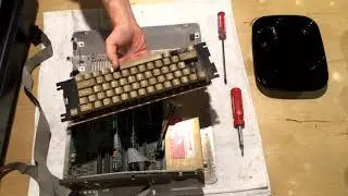 Complete teardown of an Apple IIe