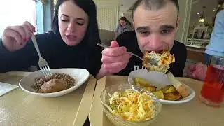 МУКБАНГ В КАФЕ С ВАРЕЙ / КАРТОШКА / СУП / КОТЛЕТЫ / САЛАТ / ОБЖОР / EATING Mukbang ASMR АСМР