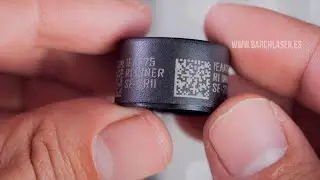 Grabado de plasticos PBT, grabado laser fibra optica, grabando codigos QR con laser.