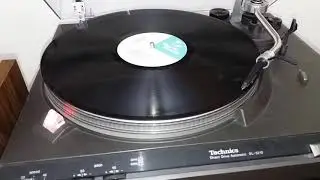 Caraibi Dance vinyl - NM that is actually VG (seller "vinylglobal" on discogs)