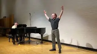 Sam Roter '25 performs 