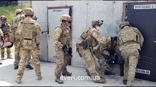 Class 4 and 5 door breaching by special forces, gas cutter, hydraulics, gas cutter. The best armo...