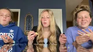Crumbl Cookie Review