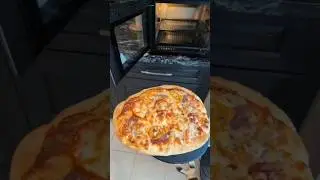 Quick and Easy Naan Bread Pizza in 5 Minutes 🍕 #shorts