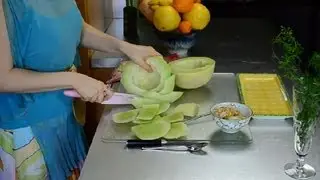 How to Eat a Honeydew Melon : Tasty Dishes