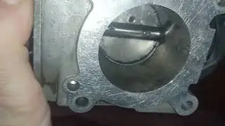 Отверстие в дроссельной заслонке АЕЕ. Какие нюансы ждут.