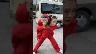 Money Heist vs Police 223 #moneyheist #parkour #police #escape #shorts #goguys