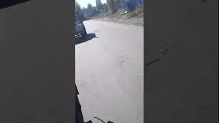 Бешеный Зил-130, V 8 гониться за мной.