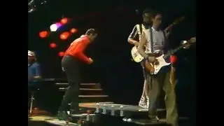 Окно. «До чего же смелыми стали мы!..»