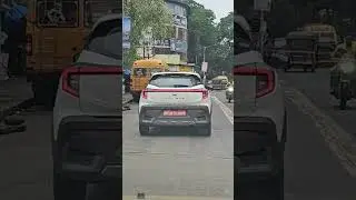 XUV 3X0 in White Road Presence #mahindra #mahindra3xo #mahindraindia