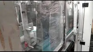 fully automatic case packer