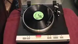 Kenwood KD-670 Direct Drive Turntable