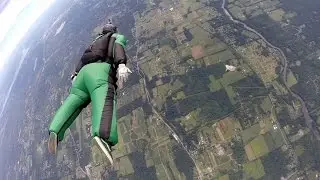Wingsuit / Tracking Suit Hybrid | Skydive the Ranch