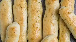 Homemade Breadsticks (Better than Olive Garden)