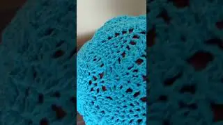летний вязаный берёт