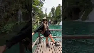 Bienvenidos al parque nacional Lagos Plitvice🇭🇷 #croácia #parque #lago