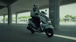 Suzuki AVENIS 125 | Your City. Your Style
