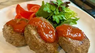 You won’t believe the SECRET INGREDIENT to my Chef mum’s JUICIEST beef patty!