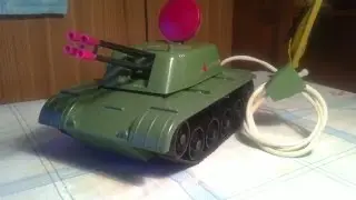Игрушки детства 2 Танк и зенитная установка снова на ходу !