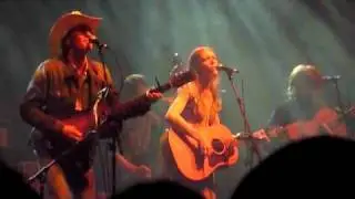 Miss Ohio Gillian Welch and Dave Rawling's Machine London Sept 2010