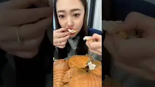 Китайцы едят на камеру.... 😊😊😊