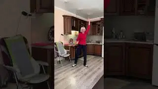 Учусь танцевать дома